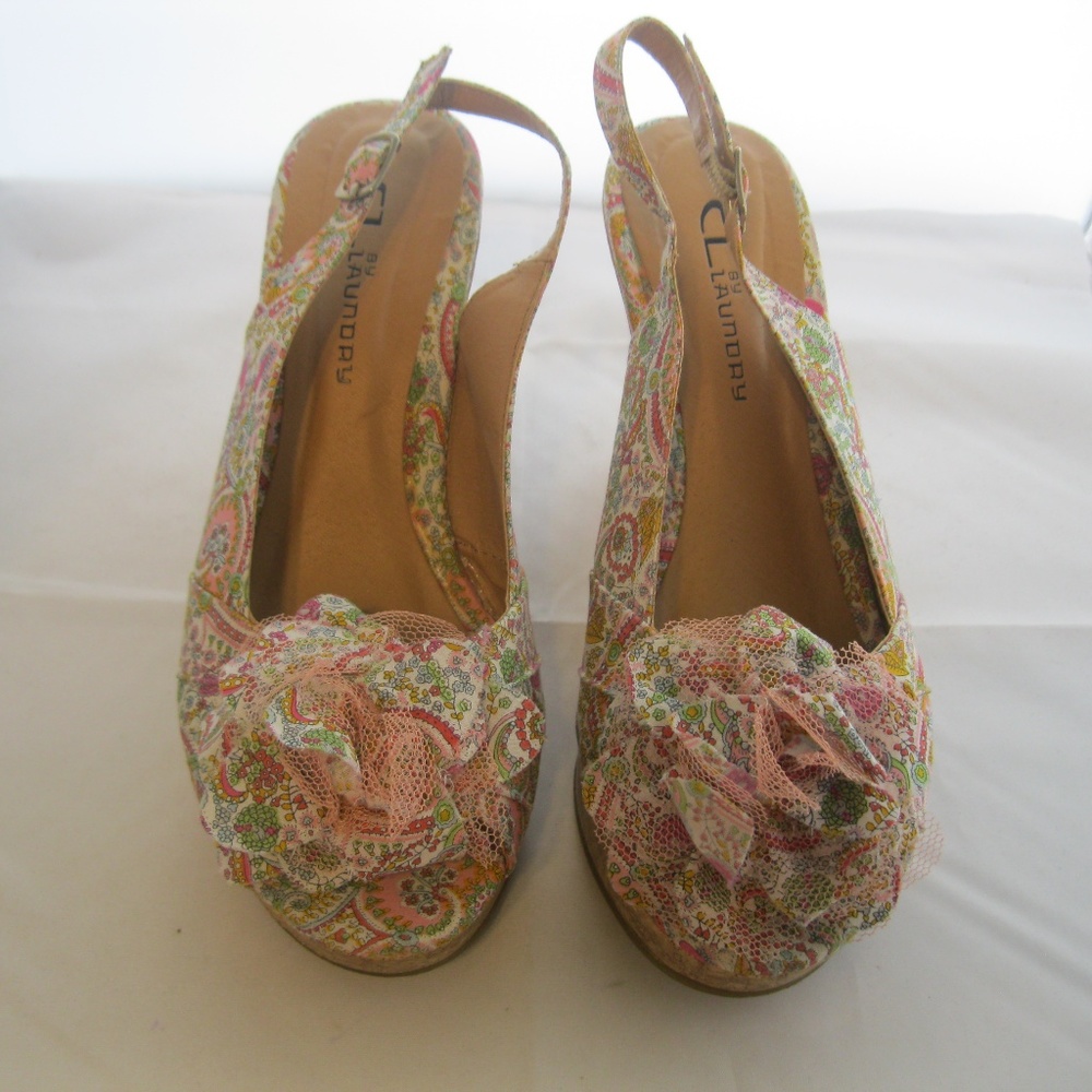 Chinese Laundry Paisley Wedge Open Toe Sandals 6